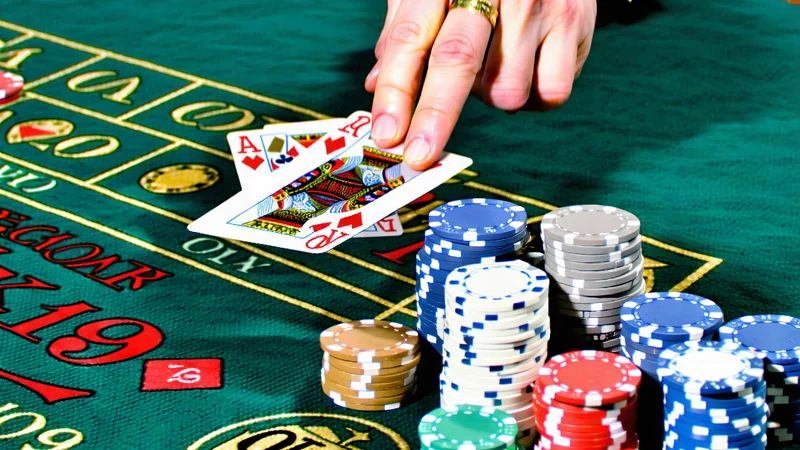 Bàn chơi Baccarat trực tuyến tại OK9