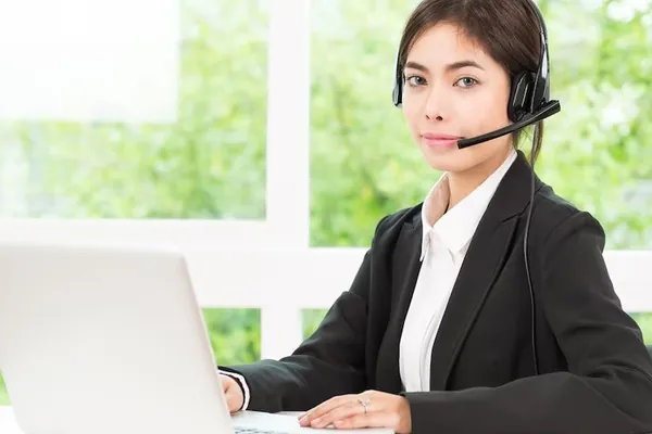 Biểu tượng hỗ trợ khách hàng 24/7 trên OK9